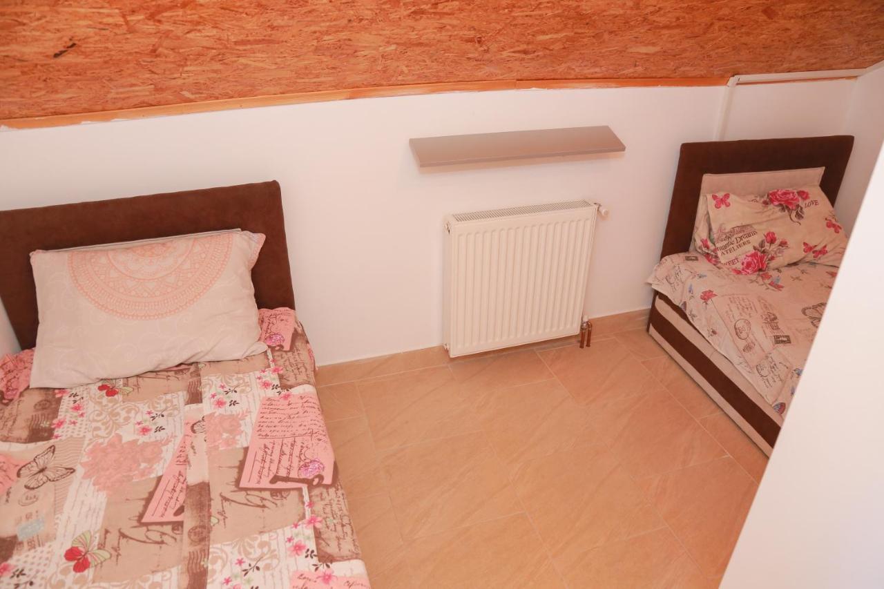 Vila Viktori Pirot Kültér fotó