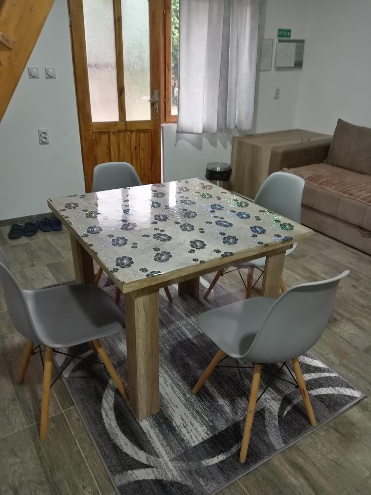 Vila Viktori Pirot Kültér fotó